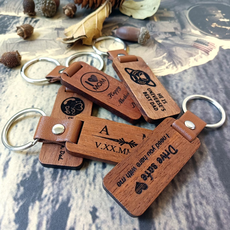 Personalized Wooden Keychain, Engraved gift for Birthday Anniversary Father's Day, Custom Key Ring, New Home Gift, Farewell Gift for Friends