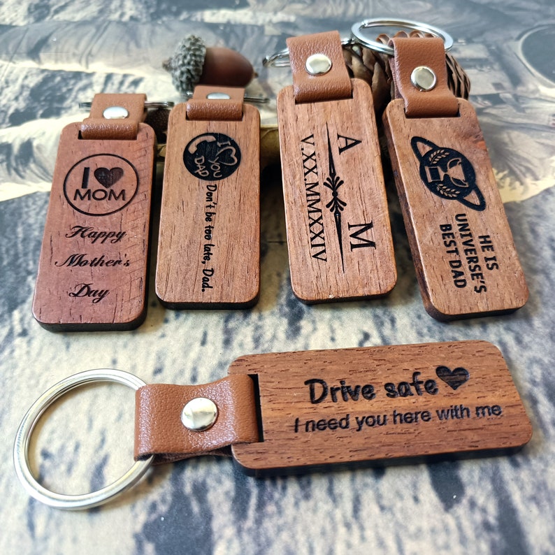 Personalized Wooden Keychain, Engraved gift for Birthday Anniversary Father's Day, Custom Key Ring, New Home Gift, Farewell Gift for Friends