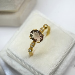oval cut smoky quartz ring-Victoria brown quartz engagement ring-Dainty Ring-healing quartz ring-Ring for Women-Solitaire Ring-Vintage Ring