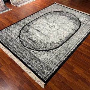 5x8 ft Black Persian Silk Rug, Rug For Living Room, Qum Silk Rug, Special Design Silk Rug, Luxury Silk Rug, Home Decor, Luxury Silk Rug