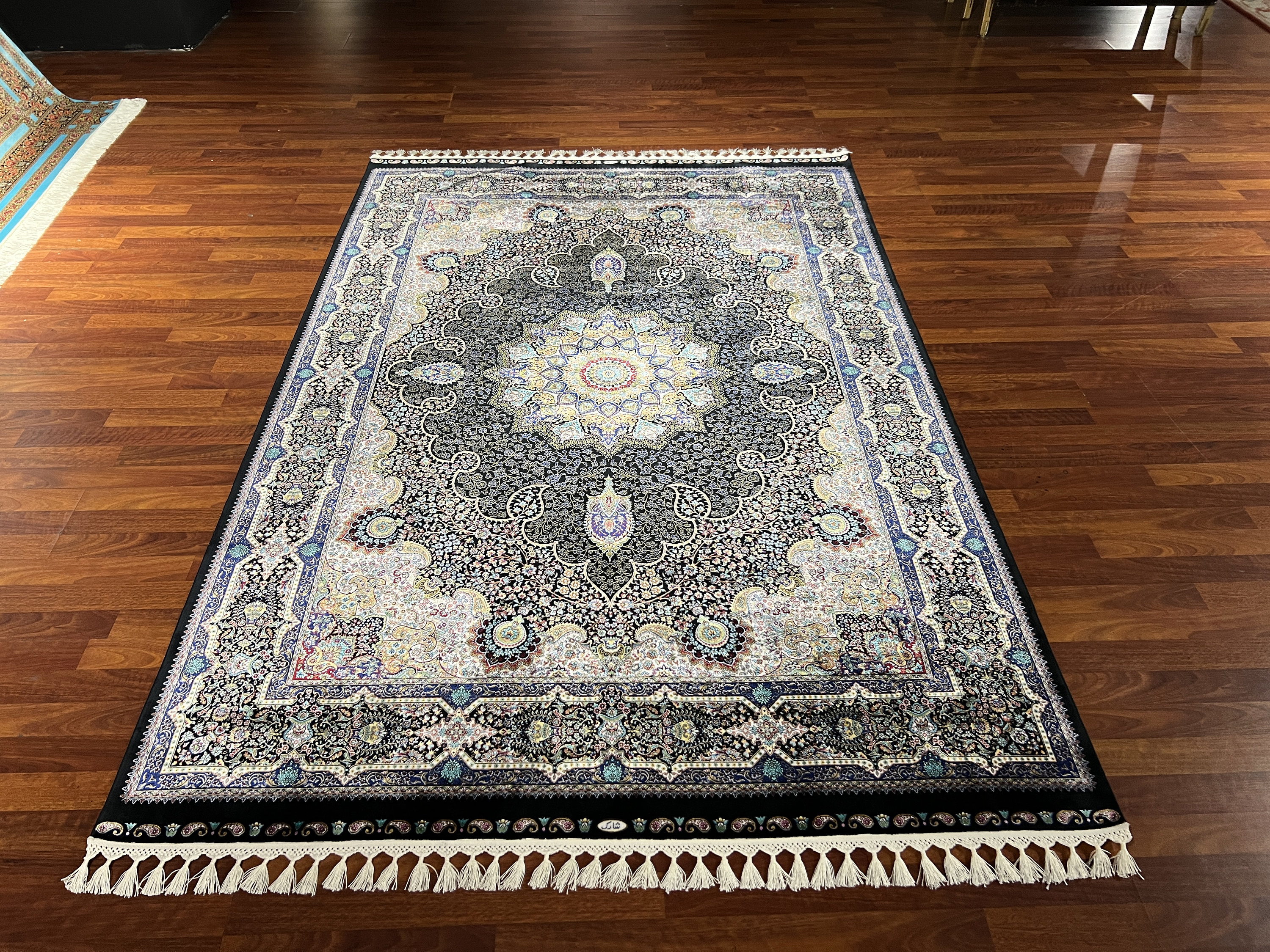 5x8 ft Persian Pattern Silk Rug, Rug For Living Room, Qum Silk Rug, Special Design Silk Rug, Luxury Silk Rug, Home Decor