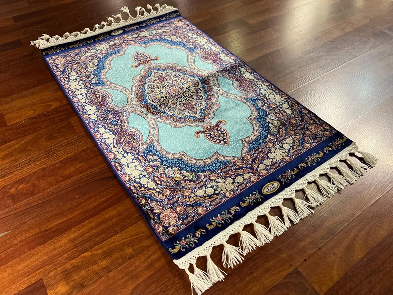 Blue Medallion 2x3ft Mini Silk Rug, Special Silk Rug, Turkish Design