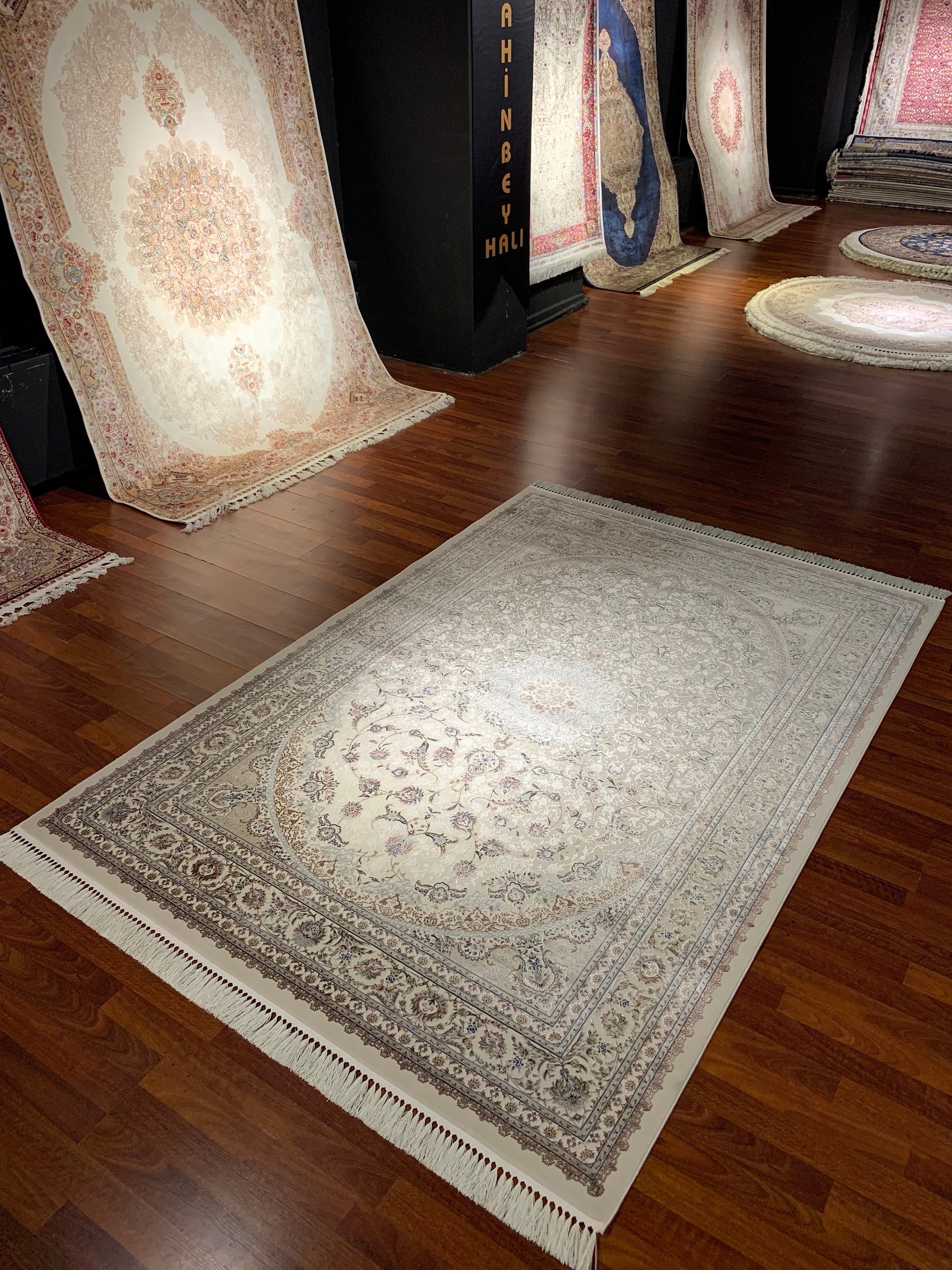 7x10 Ft Cream Beige Rug Living Room Rug 5x8 Silk Rug Etsy