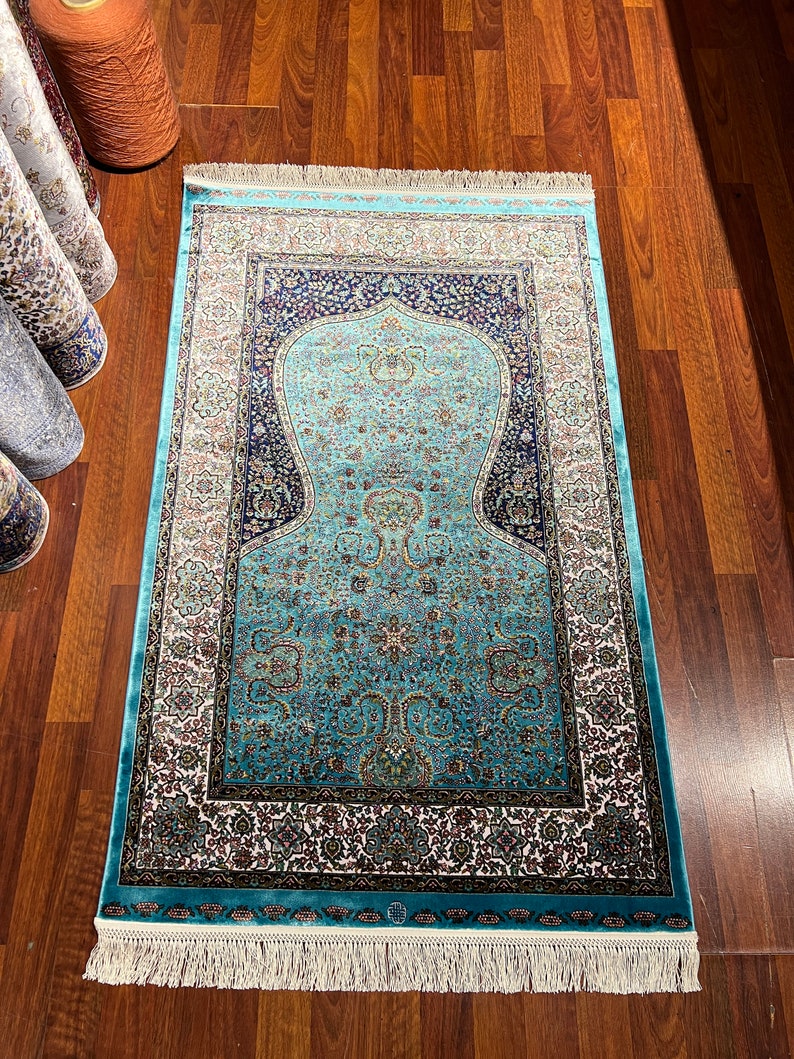 Blue Top Quality Silk Prayer Mat, Luxury Muslim Prayer Rug, Islamic