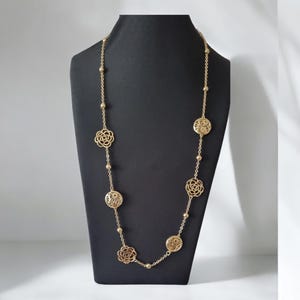 Gold Floral Medallion Long Chain Necklace: Elegant Statement Jewelry
