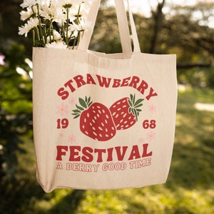 Strawberry Tote Bag Cute Tote Bag Strawberry Bag Plant Tote Aesthetic Bag Market Bag Tote Bag Pattern Canvas Bag Shoulder Bag Shopping Bag