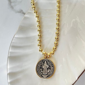 St Benedict necklace, Saint Benedict Protection necklace, gold beaded religious necklace, catholic necklace, San Benito catholic medal.