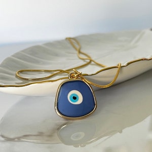 Gold evil eye necklace, blue evil eye pendant necklace, minimalist necklace, layering necklace for her, evil eye amulet protection.