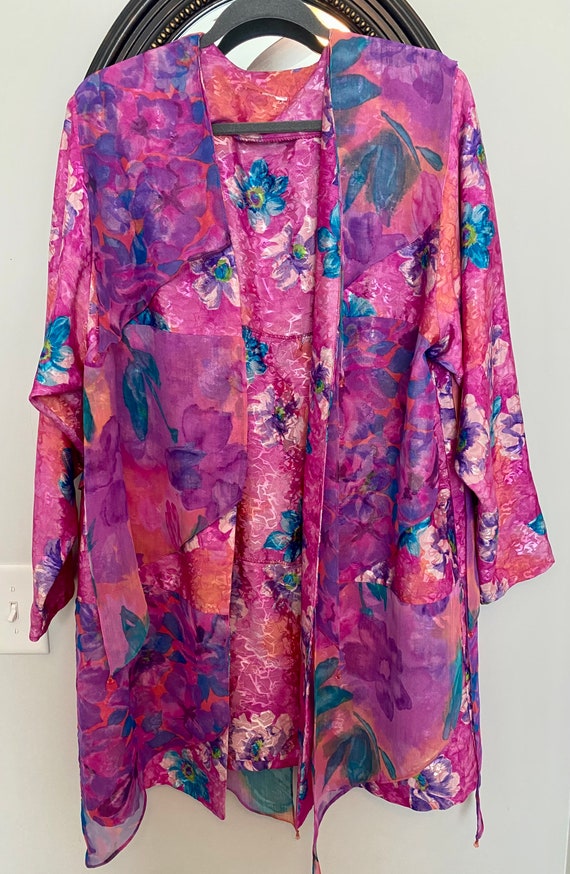 Vintage pink and purple floral kimono