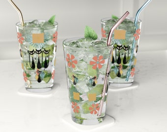 Retro Atomic Cat Pint Glass: Kitschy Drinkware Gift