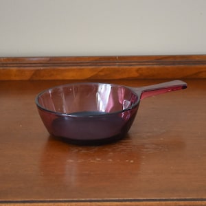 Vintage Corningware / Corning Ware Visions Cranberry 0.5 Liter Non Stick Saucepan