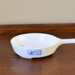 Amana Radarware Corning 1180 MA About Town Blue Colonial Browning Skillet 6 1/2&#39;