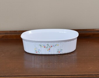 Vintage Corning Ware English Meadow French White Casserole F-12
