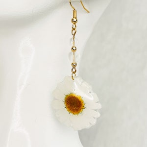 Daisy Jubilation | Real Daisy Preserved in Resin | Clear Quartz and 14k Gold Daisy Earrings