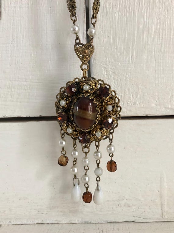 Collier Ras Du Cou Ancien Avec Pendentif – Vintage 1970 – Marron