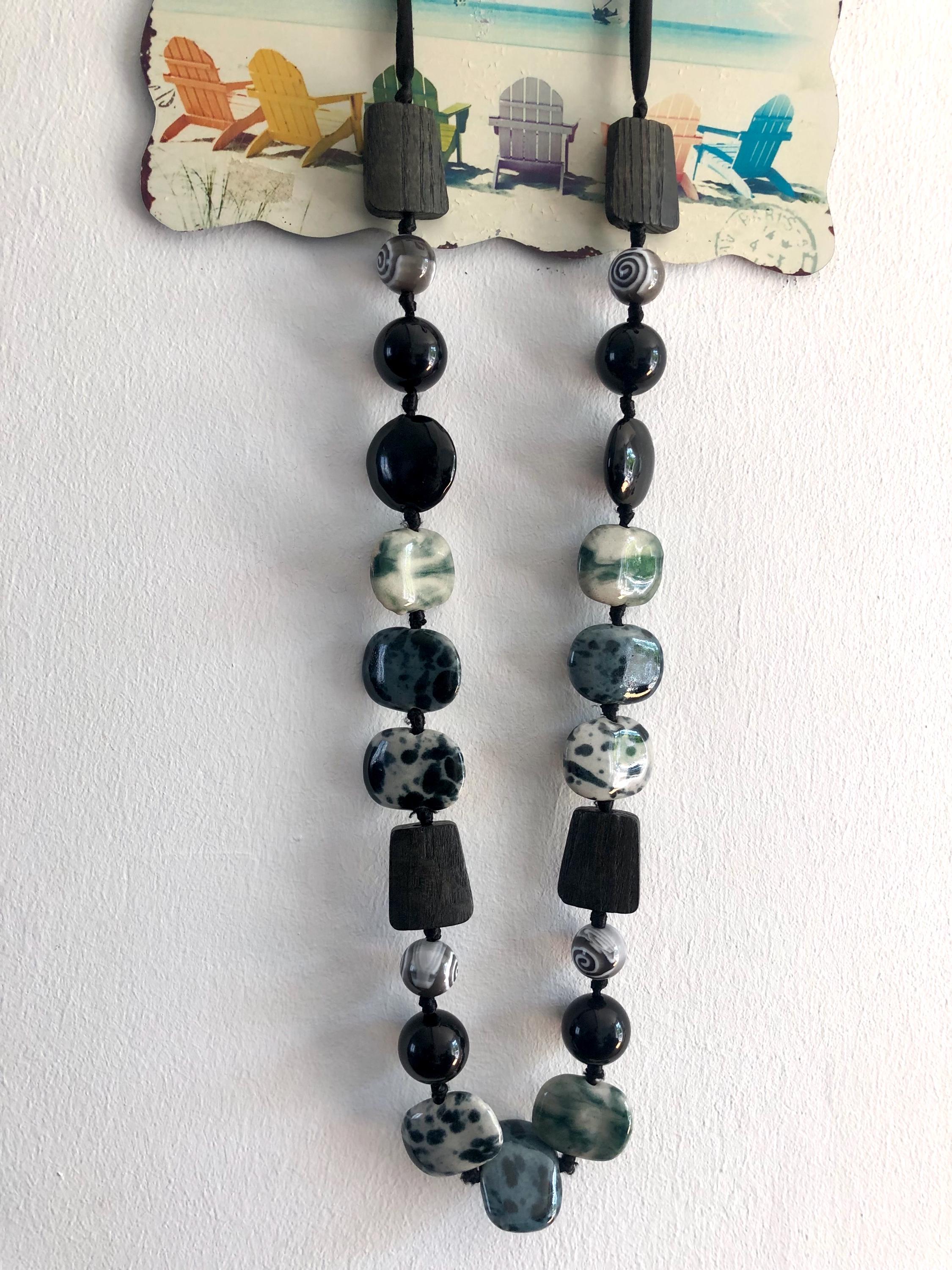 Sautoir Long Collier Perles Céramique - Perles Rondes, Cœurs, Olives - 91 Cm, Bleu, Occasion