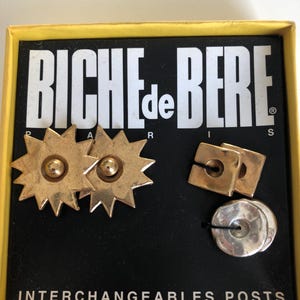 Muy raro - Biche de Bere: pendientes vintage intercambiables, nuevos en su caja original, tachuelas doradas y naranjas
