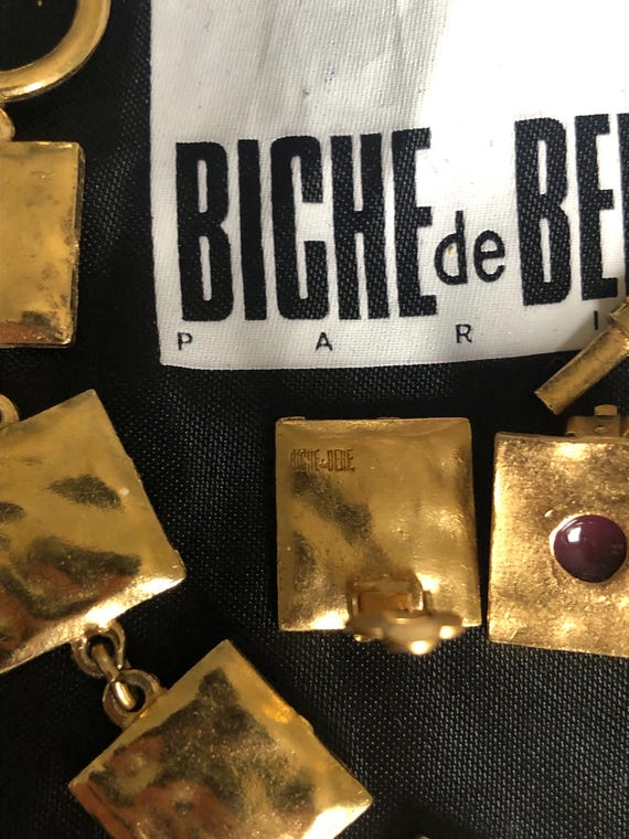 Broche bijoux vintage Adorable chien caniche en strass signé