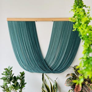 Large Macrame Wall Hanging| Dip Dye Tapestry Wall Hanging| Fibre Art| Textile Art| Bedroom Decor| Boho Wall Decor|Yarn Wall Hanging