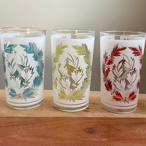 Vtg MCM Leaf Pattern Frosted Glasses Gold Trim Green Red Blue 4.75” Set of 5