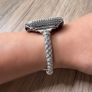 Bracelet Apple Watch tressé en diamants argentés, série Bling 10/9/8/7/6/5/4/3/2/1 SE 38 40 41 42 44 45 46 49 mm Cadeaux pour les fêtes de fin d'année