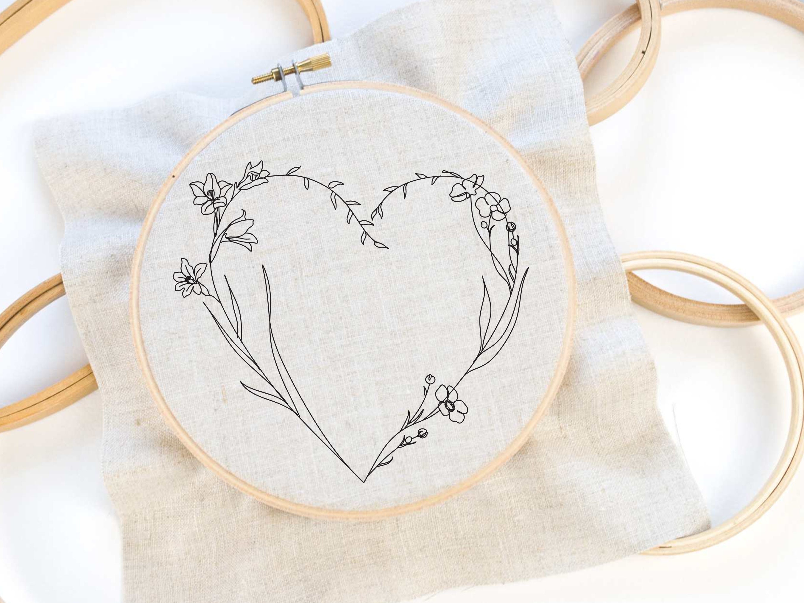 Floral Heart Hand Embroidery Pattern: Beginner DIY Decor (PDF Pattern ...