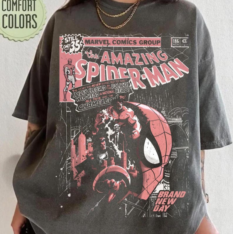 The Amazing Spiderman Shirt, Retro Marvel Spider-Man, Retro Comics Book Cover Tee, MCU Fans Disneyland Family Vacation Holiday bild 5
