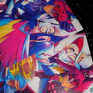 Láminas artísticas del Orgullo de Radioapple ll Hazbin Hotel Alastor y Lucifer Láminas artísticas hechas por fans del Orgullo de Radioapple ll Pósteres del Orgullo de Radioapple