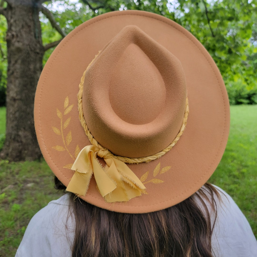 Black French Floral Bow Hat With A Large Brim