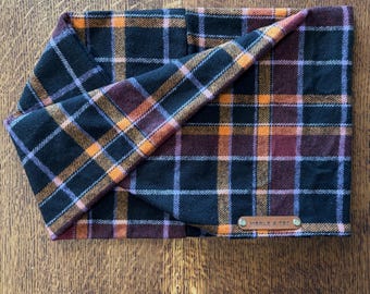 Écharpe torsadée « Dunstan » pour chien en flanelle écossaise confortable, collier pour animaux de compagnie