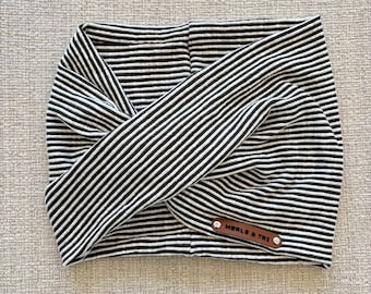 Écharpe infinity pour chien Écharpe torsadée « Olive Striped » en tricot côtelé confortable, collier pour animal de compagnie