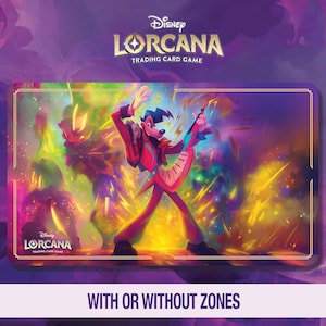 Puede incluir: Una alfombrilla de juego de Disney Lorcana Trading Card Game con un personaje de dibujos animados tocando la guitarra sobre un fondo abstracto y colorido. La alfombrilla tiene el logotipo del juego y el texto "WITH OR WITHOUT ZONES".
