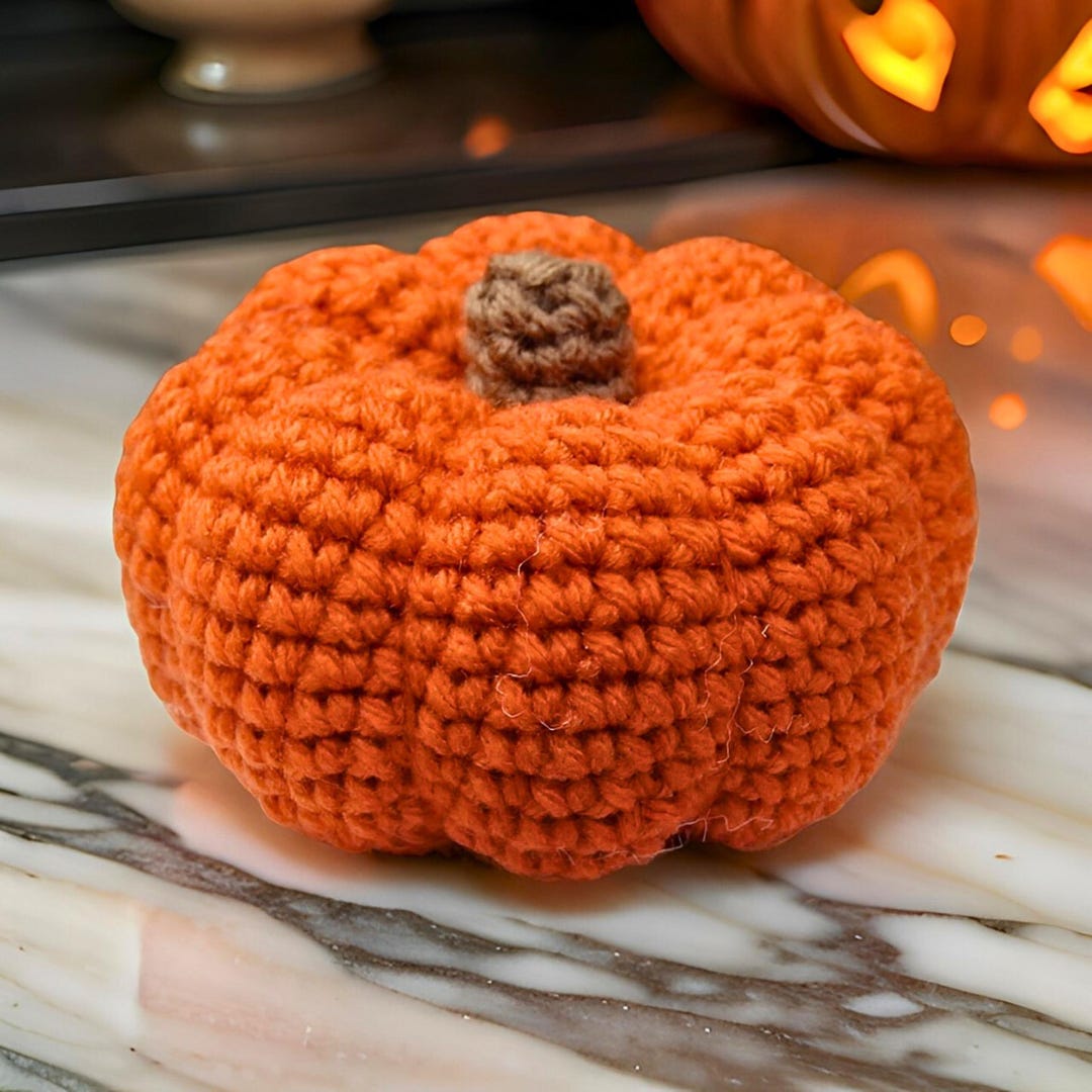 halloween-pumpkin-crochet-pattern-amigurumi-pdf-for-beginners-in