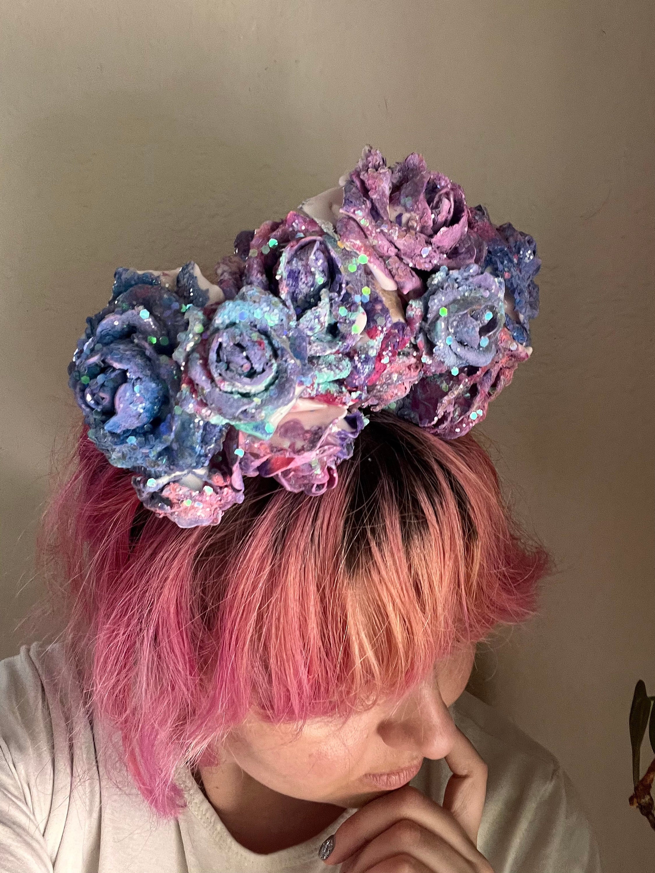 Descubrir 39+ imagen pastel goth flower crown