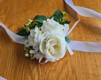 Artificial Flower Wrist Corsage, Wedding Prom Bridesmaid Garden Party Accessory