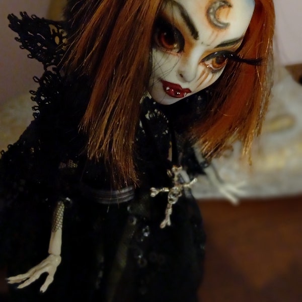 Skelita calaveras vampire ooak