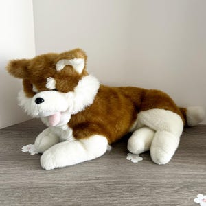 Vintage Akita Inu Large 20” Realistic Fluffy Soft Stuffed Animal Dog Plush EUC