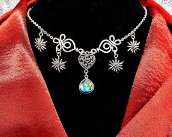 Edelweiss Necklace Labradorite Bavarian Silver Choker