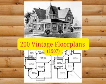 Pode incluir: Ilustração a preto e branco de uma casa vintage e uma planta baixa. A imagem inclui o texto "200 Vintage Floorplans (1907)" e "Extraído do livro de plantas de casas de 1907 'Lumberman's house plan book'", sobre um fundo de madeira.
