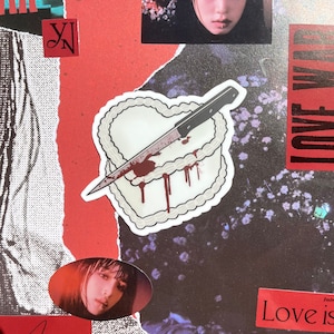 YENA Love War Heart Cake Sticker