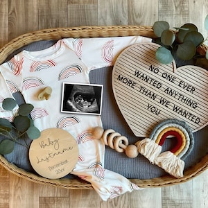 Regenbogen Baby Schwangerschaftsanzeige Digitale Vorlage, Baby Reveal Regenbogen Schild, Editierbare Schwangerschaftsanzeige Karte, Social Media Baby