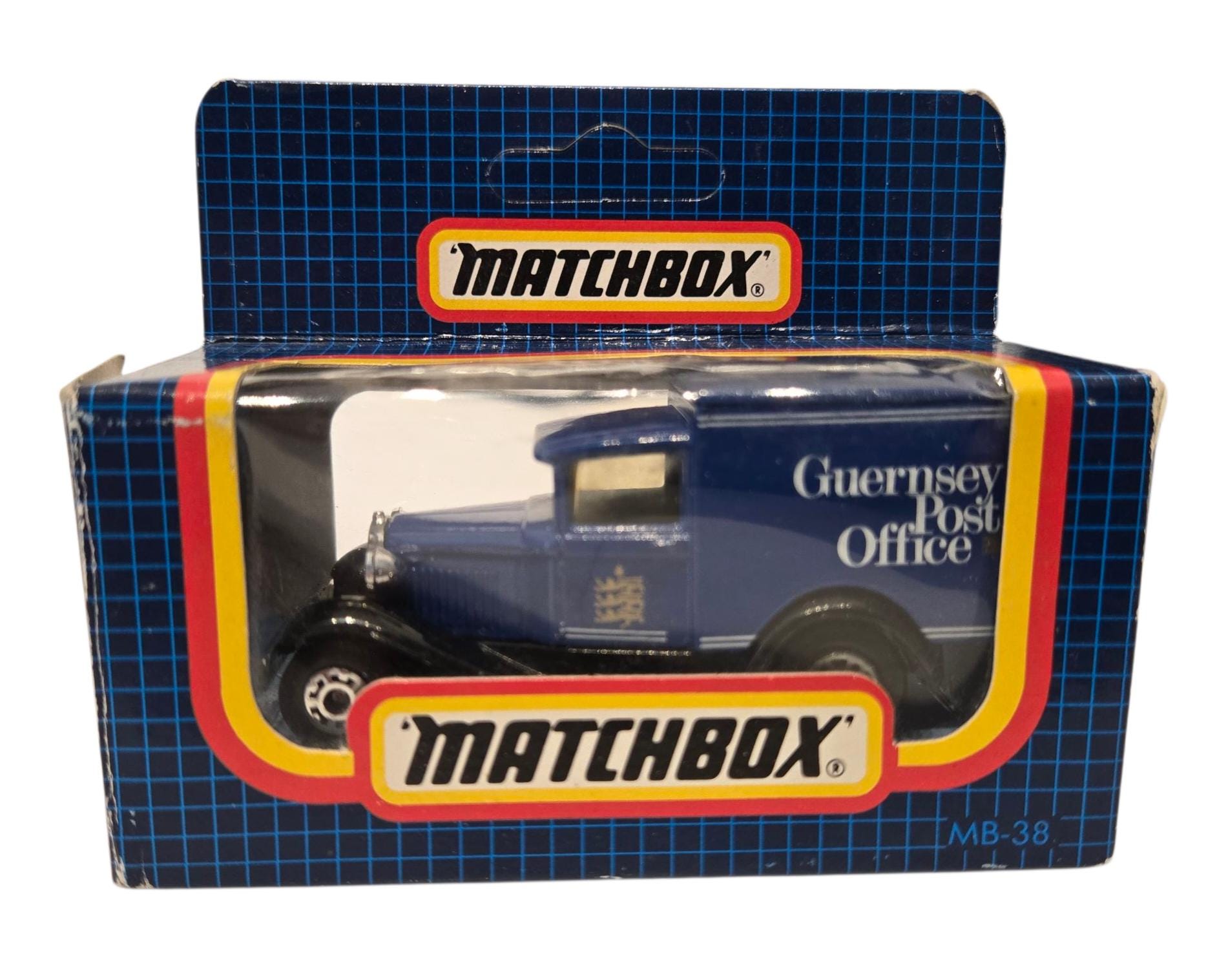 1980年代のヴィンテージマッチボックスモデルMB38フォードモデルAバン