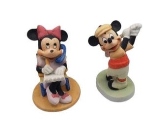 Porcelanowe figurki Myszki Miki i Myszki Minnie z kolekcji Walt World Korea Disney