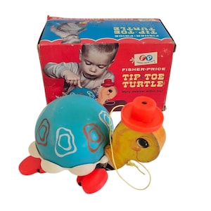 Vintage 1970&#39;s Fisher Price Tip Toe Turtle #773 - With Original Box