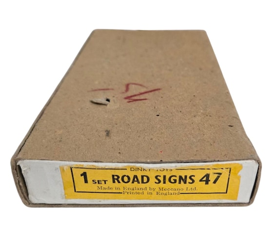 Vintage 1930's Dinky Toys Road Signs Set No. 47 – Complete in
