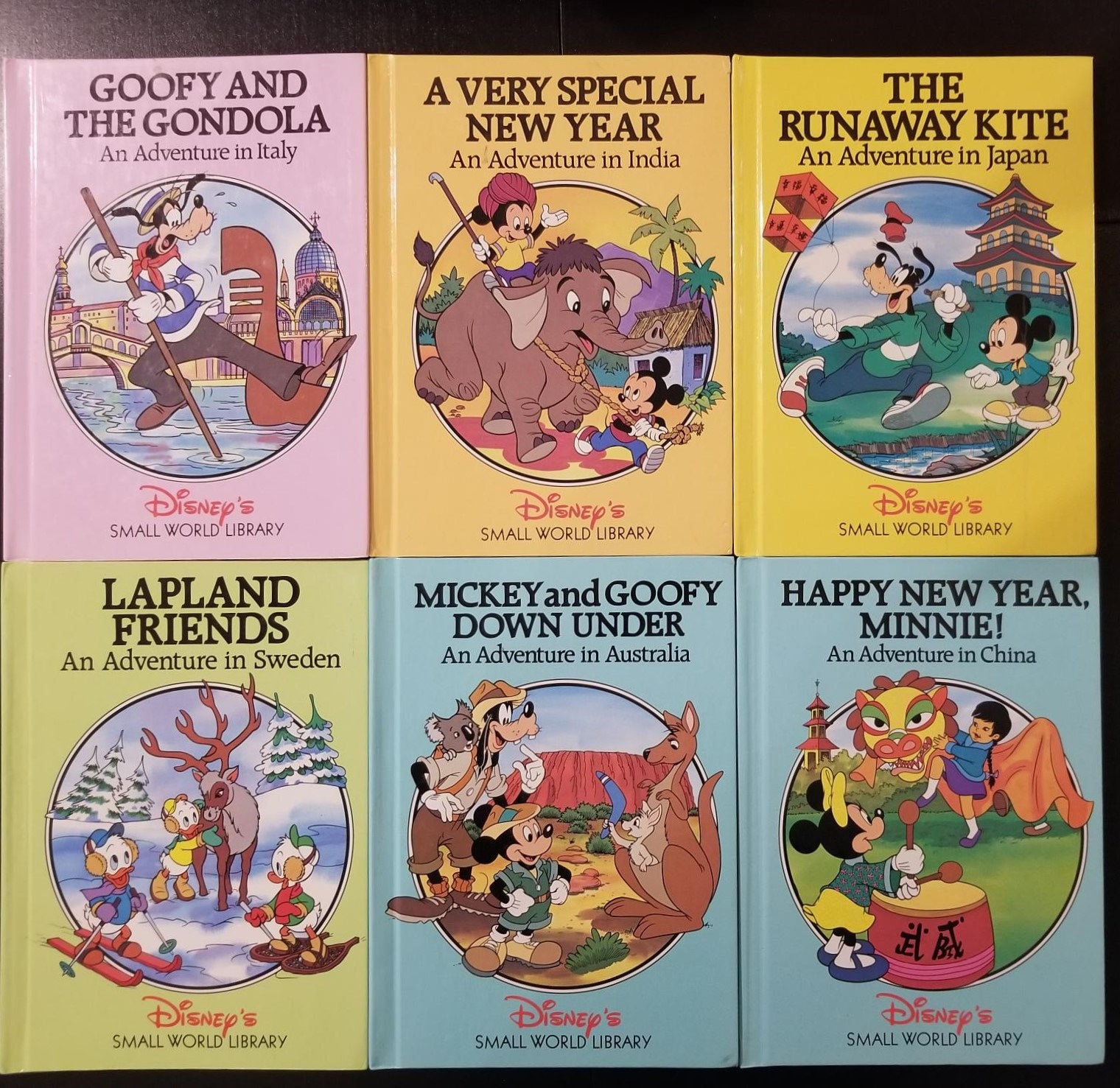 【2024春夏新色】 Small Disney's World 6 of (lot Books Children's Library 洋書