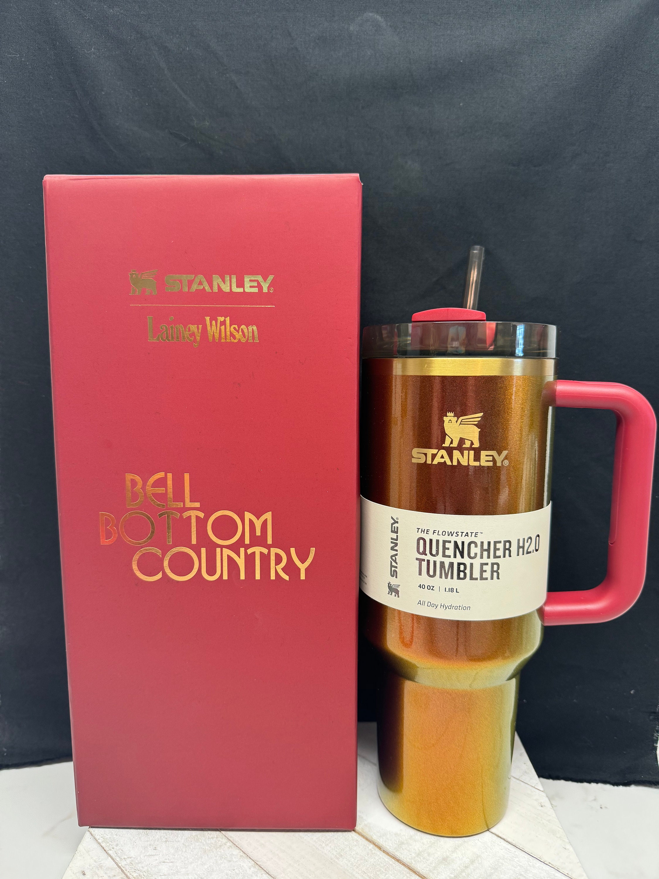 Stanley 40 oz. Quencher H2.0 FlowState Tumbler - Country Gold:  Tumblers & Water Glasses