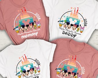 Camisetas personalizadas para el viaje familiar a Disney 2026, camiseta a juego para las vacaciones en Disney, camiseta del castillo de Mickey y sus amigos, camiseta personalizada de Disneyland.
