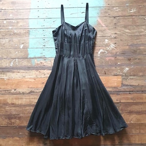 alannah hill black dress Dresses Size:36/R Size Chart | One Size Sizing Zimmermann Illustration Velvet Mini