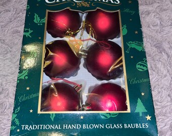 vintage Homebase traditional glass hand blown baubles in original box red Matt